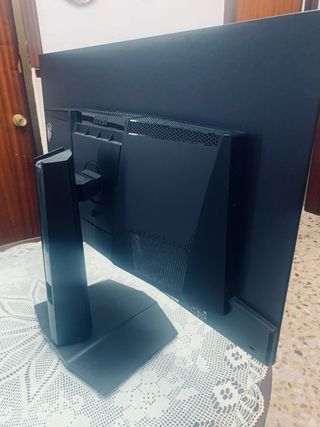 Monitor MSI QD-OLED 32 4K 240Hz