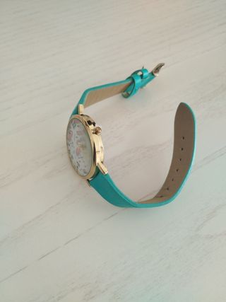 Reloj con estampado de flamencos