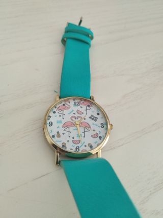 Reloj con estampado de flamencos