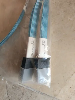 Kit Cables SAS y más  Piezas Varias