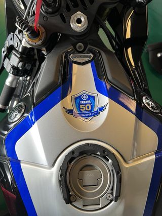 Yamaha YZF-R1 M