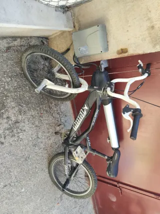 Bicicleta BMX Monty