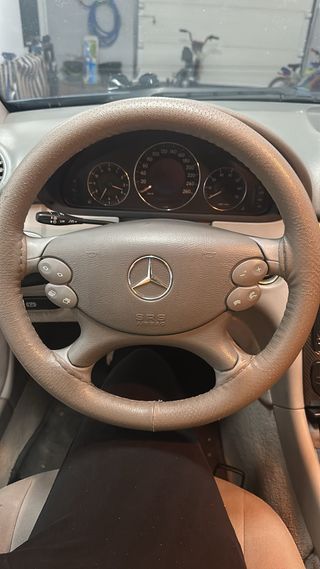 Mercedes-Benz  CLK 2004