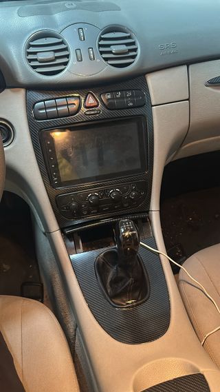 Mercedes-Benz  CLK 2004