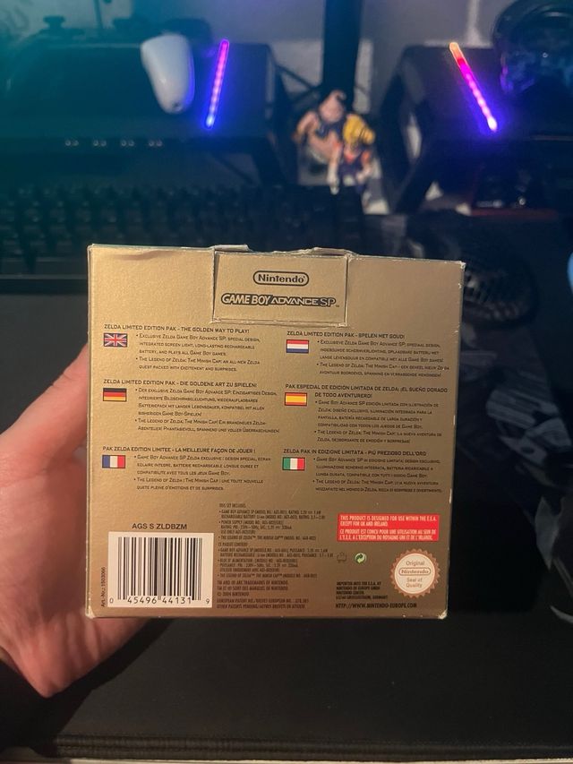 Game Boy Advance SP Ed. Zelda Minish Cap 