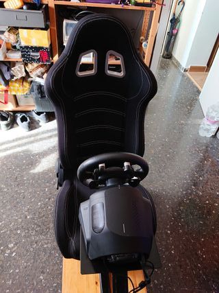Thrustmaster T GT + Playseat