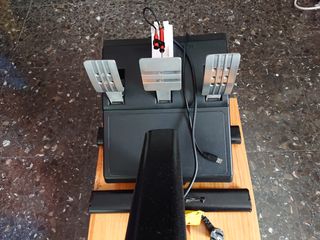 Thrustmaster T GT + Playseat