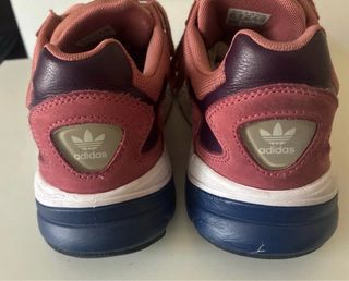 Adidas Falcon Beige y Rosa