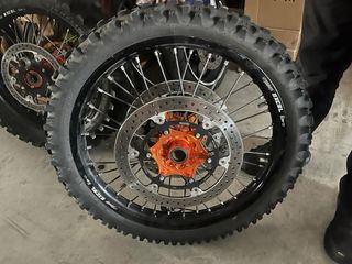 Rodas Takasago Excel KTM 890 Adv R