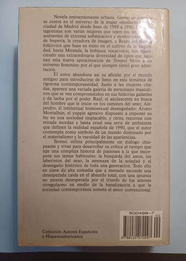 TERENCI MOIX: GARRAS DE ASTRACÁN  1a Edición