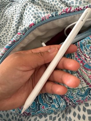 iPad Air 13” M2 256GB + Magic Keyboard + Apple Pen