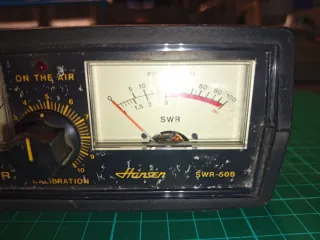 Medidor Estacionaria SWR/Potencia Hansen SWR-608 C