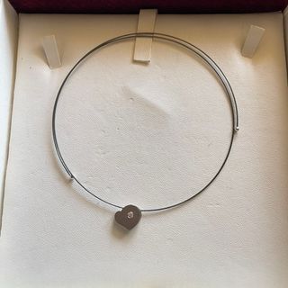 Girocollo cuore con punto luce