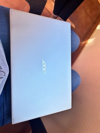 Ordenador portátil Acer Plata y Negro