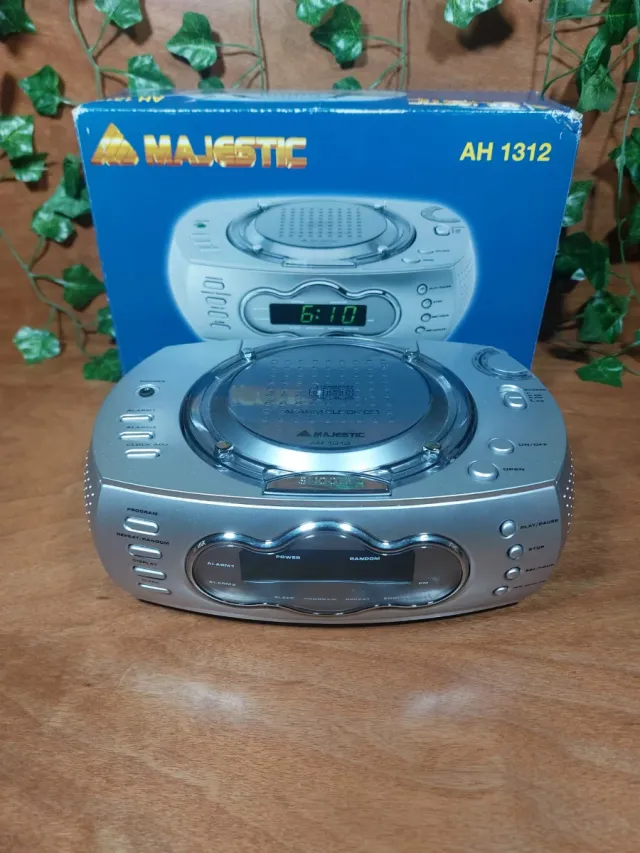 Lettore CD Majestic AH1312 Radio AM/FM