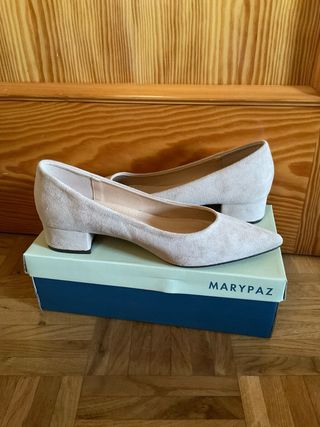 Zapatos de tacón Marypaz beige ante