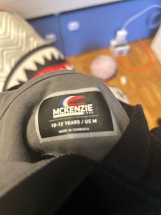 Felpa McKenzie Nera