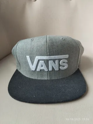 Gorra Vans Negra y Gris