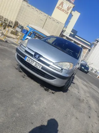 Peugeot 807 2003