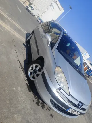 Peugeot 807 2003