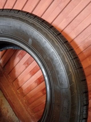 Neumático 195/70 R15 C 104/102R