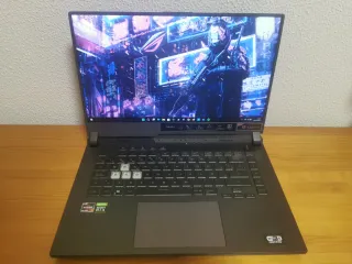 Portátil Asus ROG Strix G513IC + caja y funda