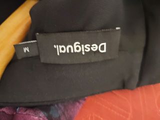 Top Desigual talla M nuevo 