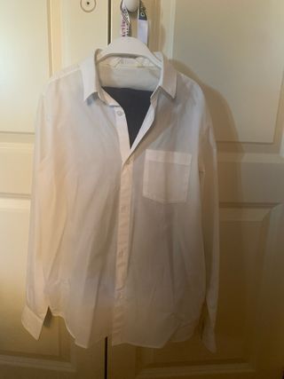Traje de niño azul y blanco