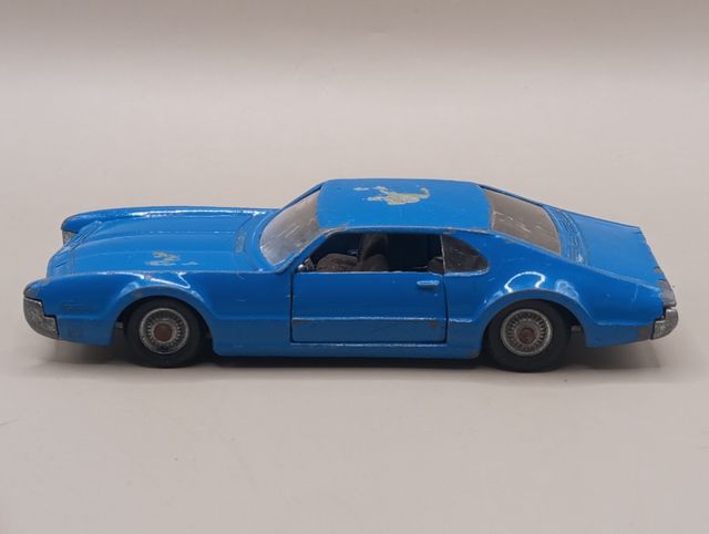Politoys 567 Oldsmobile Toronado 1/43