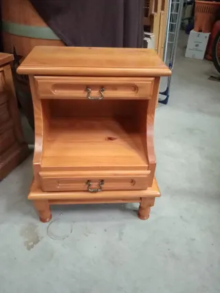 2 Mesitas de Noche Madera Maciza