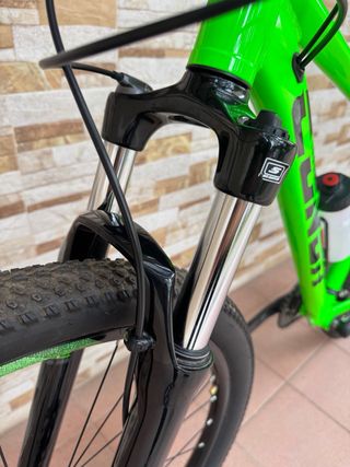 Bicicleta de MTB Connor 7200 
  SIN USO