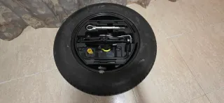 Rueda de repuesto Citroën + kit

