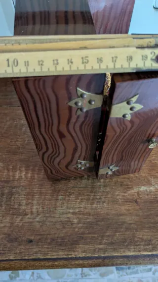 Portagioie carillon vintage - armadio bambole