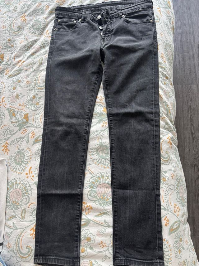 Vaqueros Dsquared2 negros hombre