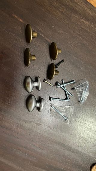 Pomos metálicos bronce y plateado