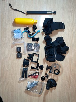 Accessori GoPro Crosstour 1080p
PREZZO NEGOZIABILE