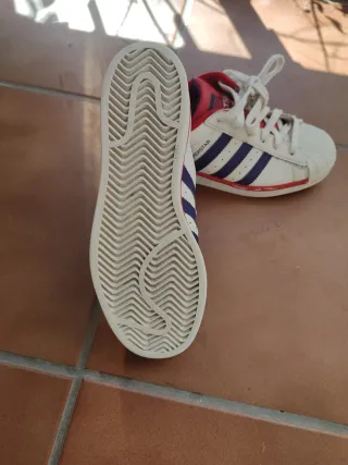 Zapatillas Adidas Superstar Blancas y Rojas 