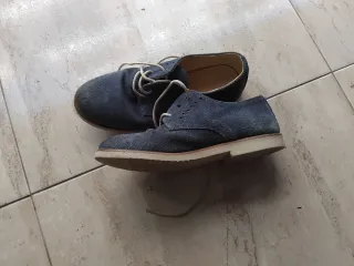 Zapatos niño azul (33) y rojo (36)