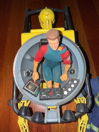 madelman submarino 1:10 y bombero
