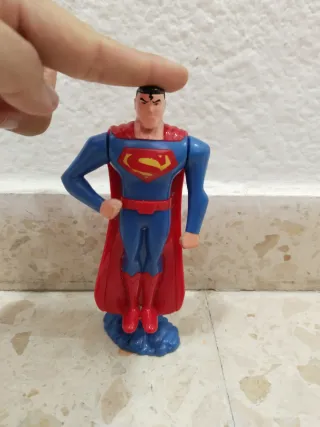 Superman Saltarín Figura