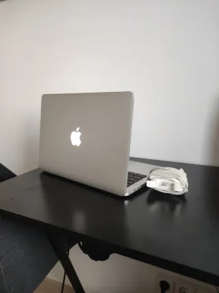 MacBook Pro 13 2015 i5 8GB RAM 120GB
