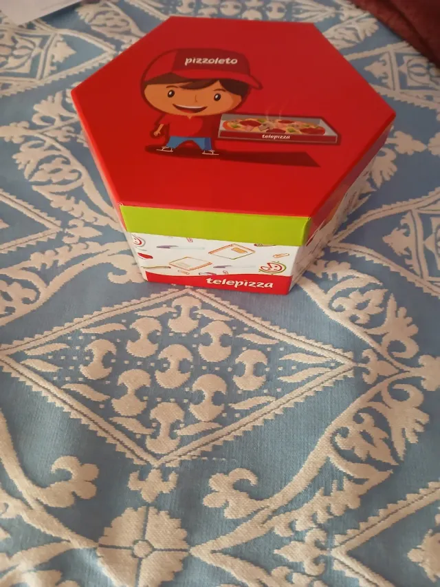 Scatola esagonale Telepizza