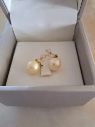 Pendientes Perla Ayoka con Rubíes Oro