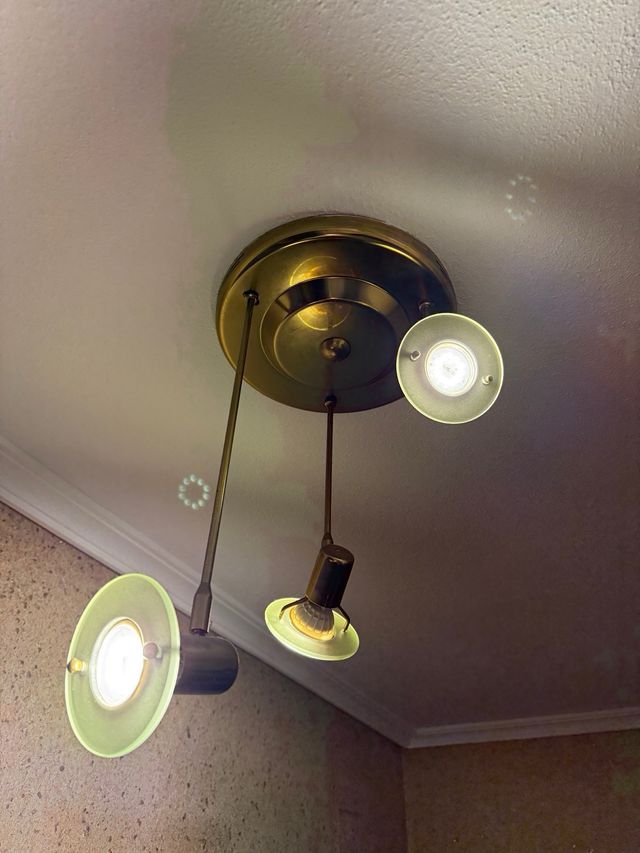 Lampada da soffitto dorata a 3 luci