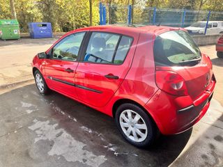 Renault Clio 1.2 gasolina 2007 133 mil km