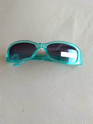Gafas de sol niños nuevas