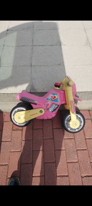 Moto niña