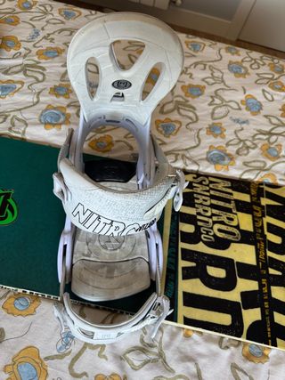 Tabla Nitro Snowboard + Fijaciones y Funda