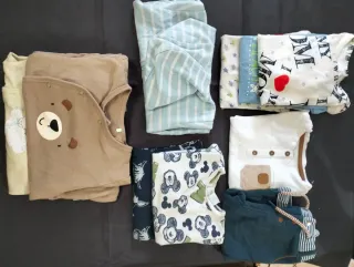 Lotto abbigliamento neonato