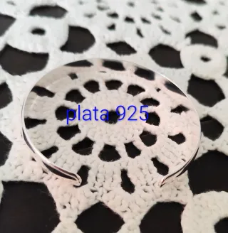 Pulsera Plata 925
Pesa 17 gramos 
Ver fotos